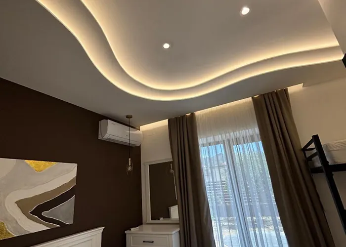 Mucenji Πανσιόν 3*